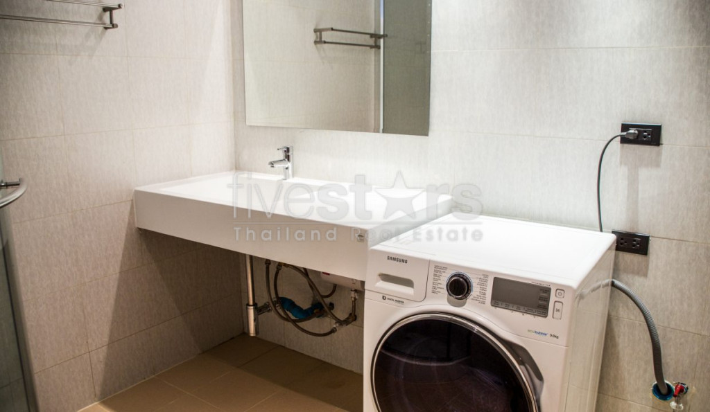 Spacieux condo 1 chambre à louer sur Silom, photo 9
