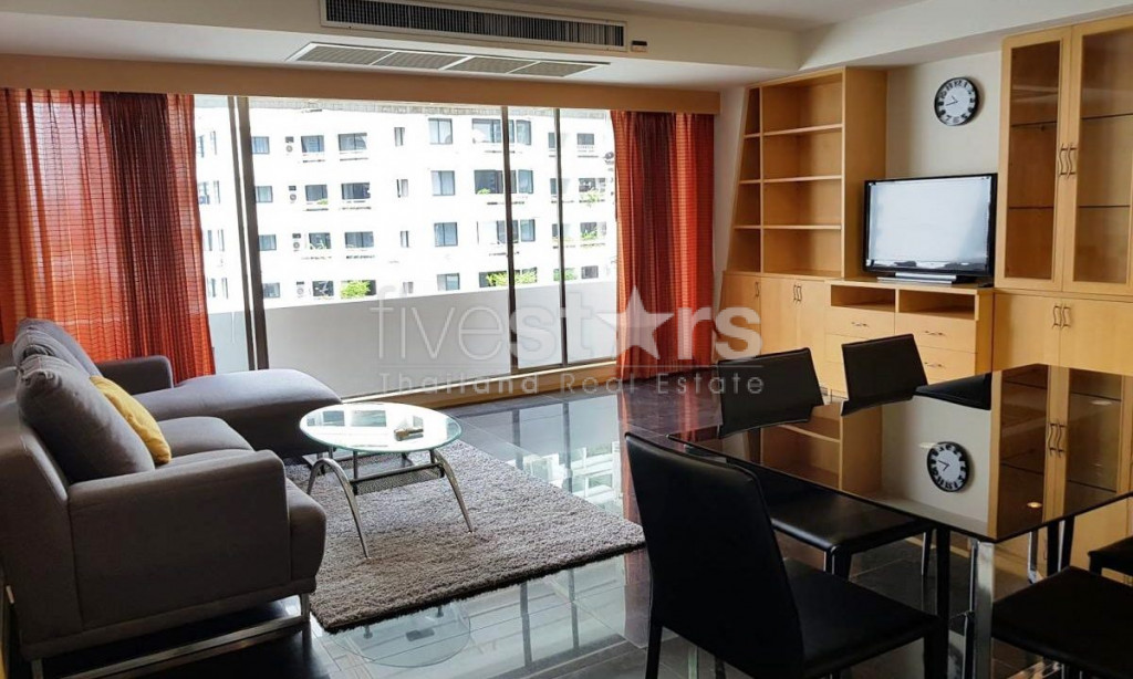 Condo 3 chambres à louer sur Silom
