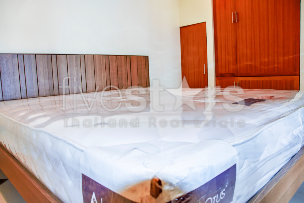 2-bedroom condo for rent on Silom, photo 5