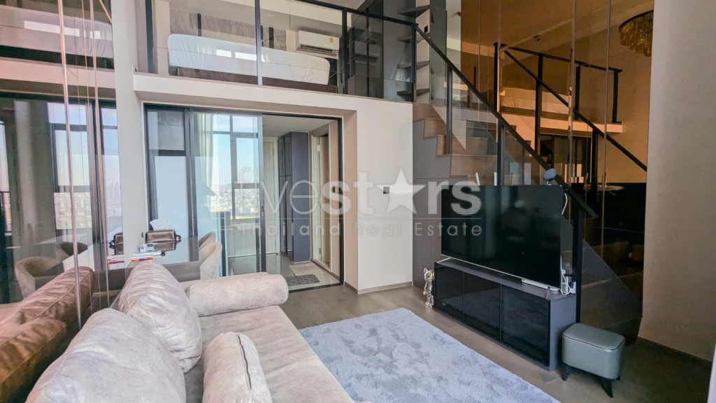 Duplex 1 chambre à louer à Samyan, Rama 4 proche du MRT