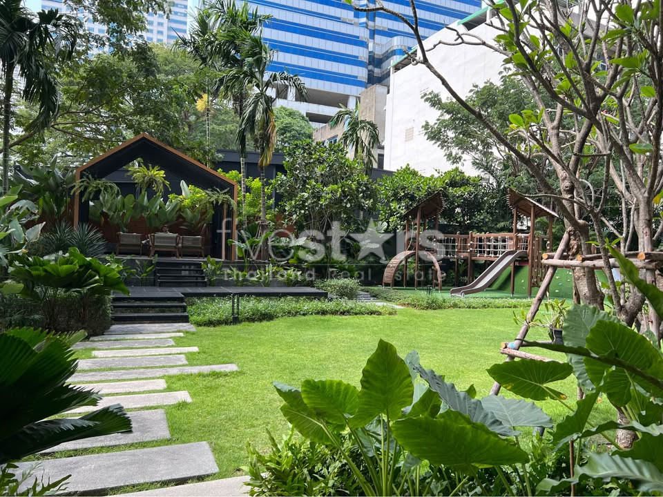 Duplex 1 chambre à louer près de Silom road et du BTS Surasak, photo 13