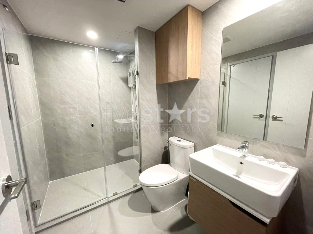 Appartement de 2 chambres à louer à 400m du MRT Samyan, photo 7