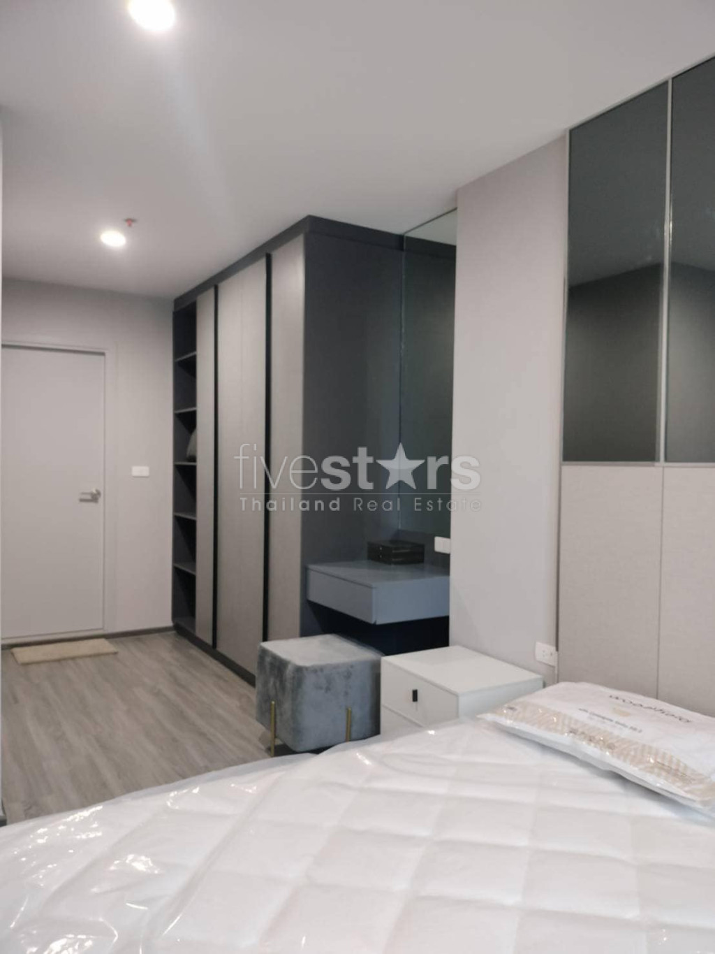 Appartement de 2 chambres à louer à 400m du MRT Samyan, photo 3