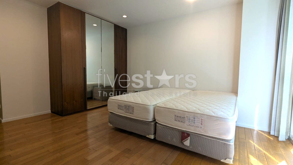 3 bedroom condo for rent close to Saladaeng BTS Station, photo 9
