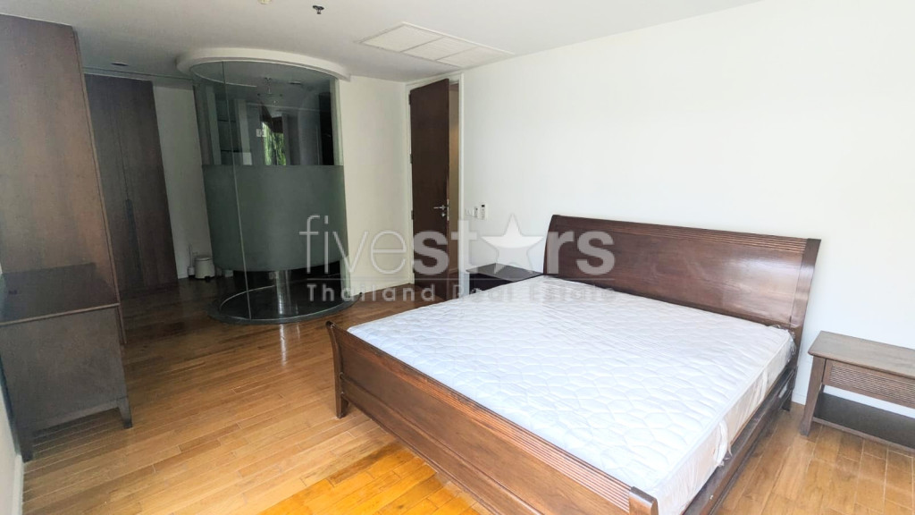 3 bedroom condo for rent close to Saladaeng BTS Station, photo 8