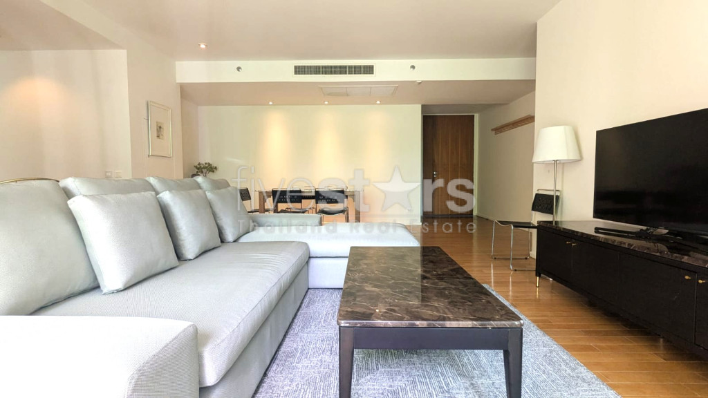 3 bedroom condo for rent close to Saladaeng BTS Station, photo 3