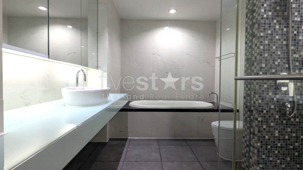3 bedroom condo for rent close to Saladaeng BTS Station, photo 13