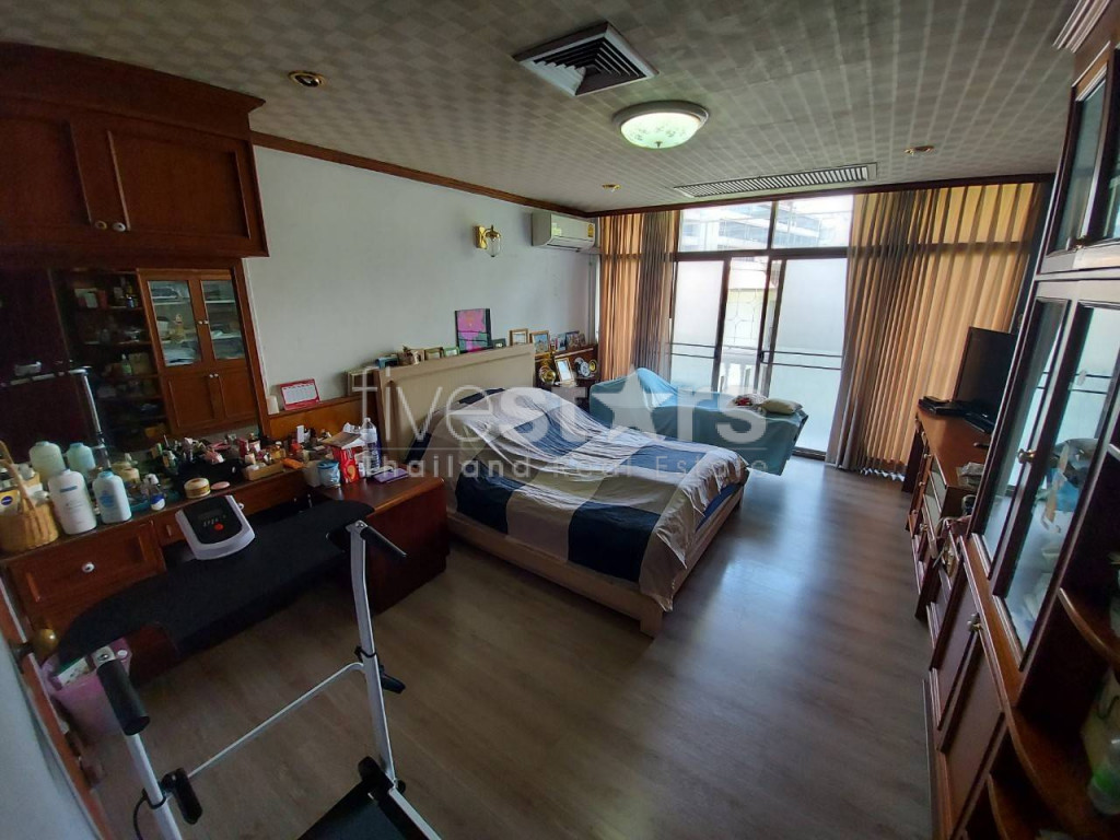 Immeuble commercial de 7 chambres à vendre sur Surawong - Silom, photo 13