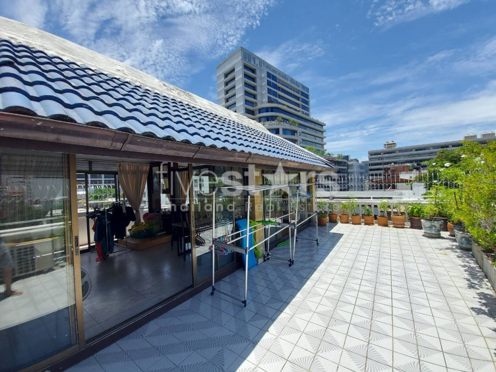 Immeuble commercial de 7 chambres à vendre sur Surawong - Silom, photo 2