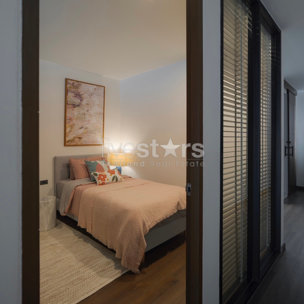 Stunning townhouse with 3 bedrooms and rooftop terrace for rent in Silom, photo 13