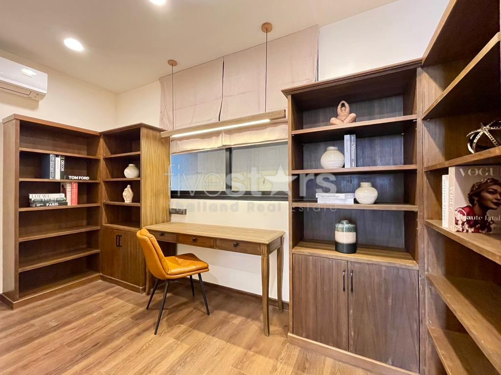 Stunning townhouse with 3 bedrooms and rooftop terrace for rent in Silom, photo 12