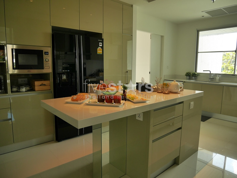 Appartement spacieux de 4 chambres a Sathorn, photo 13