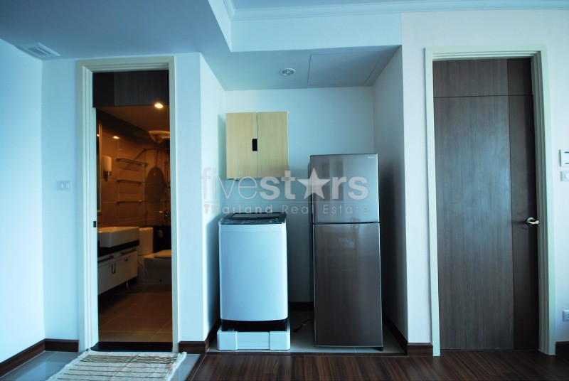 1 bedroom condo for rent near MRT Lumpini, photo 5
