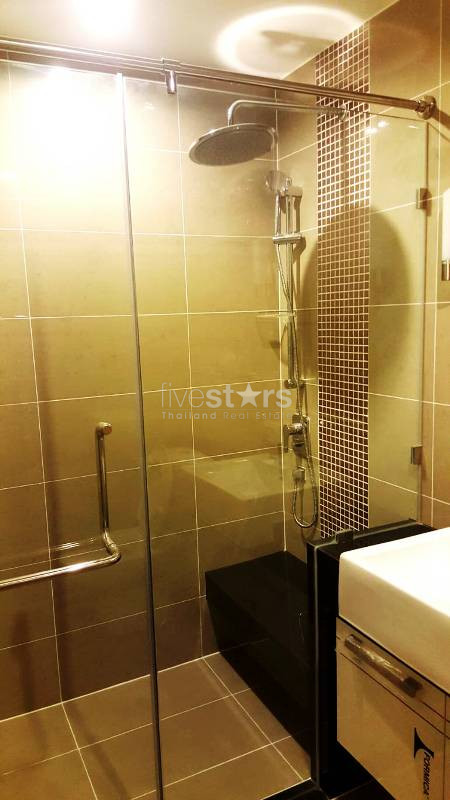 1 bedroom condo for rent in Sathorn, photo 7