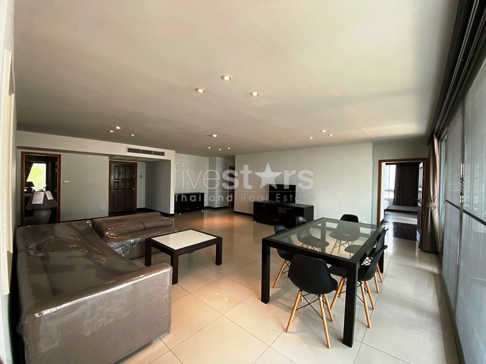 Appartement de 3 chambres à louer à Sathorn, photo 3