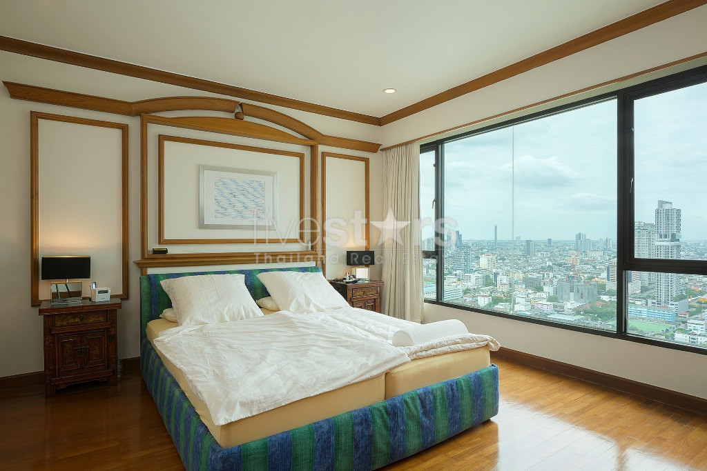 4 bedroom duplex for rent on Sathorn, photo 3