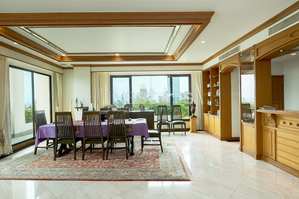 4 bedroom duplex for rent on Sathorn, photo 5