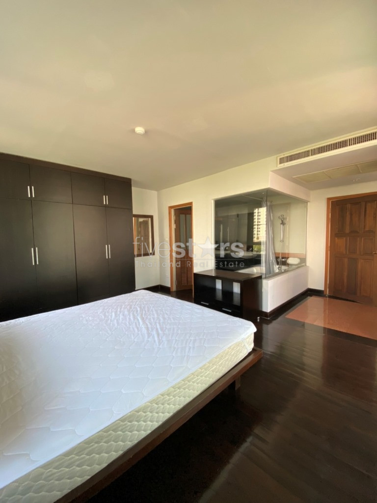 Condo de 3 chambres à louer sur Sathorn, photo 11