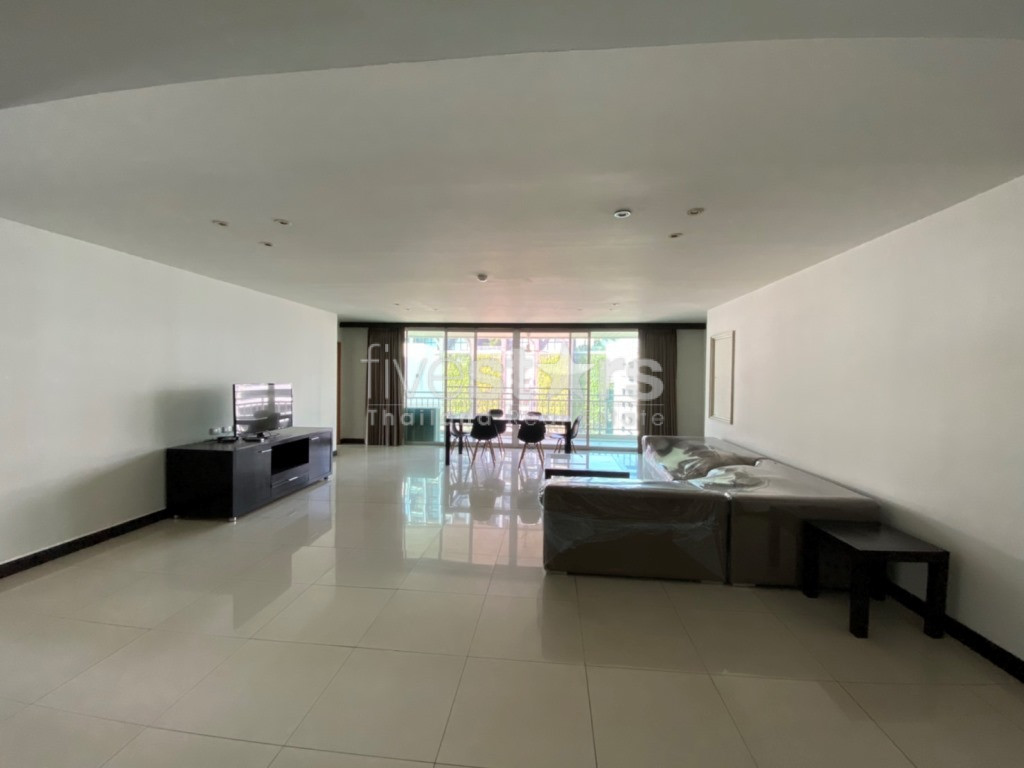 Condo de 3 chambres à louer sur Sathorn, photo 2