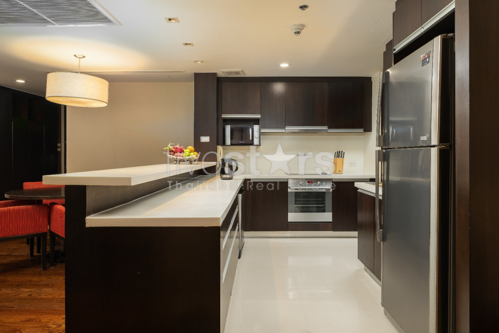 Appartement luxueux de 2 chambres à Sathorn, proche MRT Lumpini, photo 3