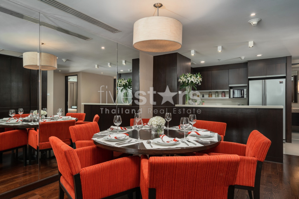 Appartement luxueux de 3 chambres à Sathorn, proche MRT Lumpini, photo 2