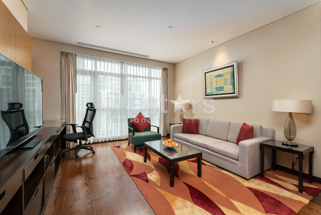 Appartement luxueux de 3 chambres à Sathorn, proche MRT Lumpini