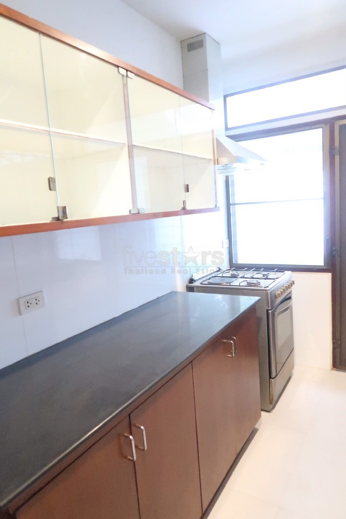 Single house 3 bedrooms for rent near BTS Chongnonsi, photo 5