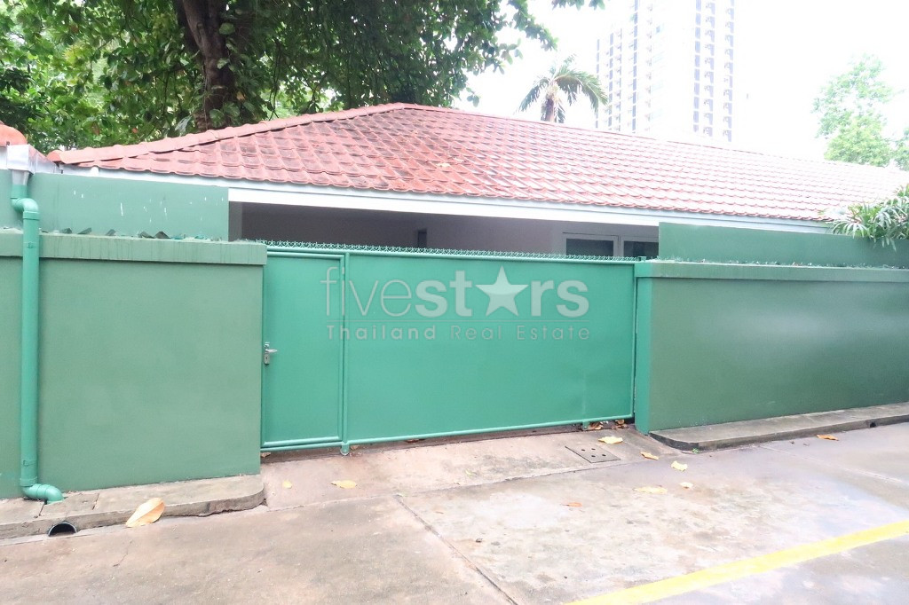 Single house 3 bedrooms for rent near BTS Chongnonsi, photo 12