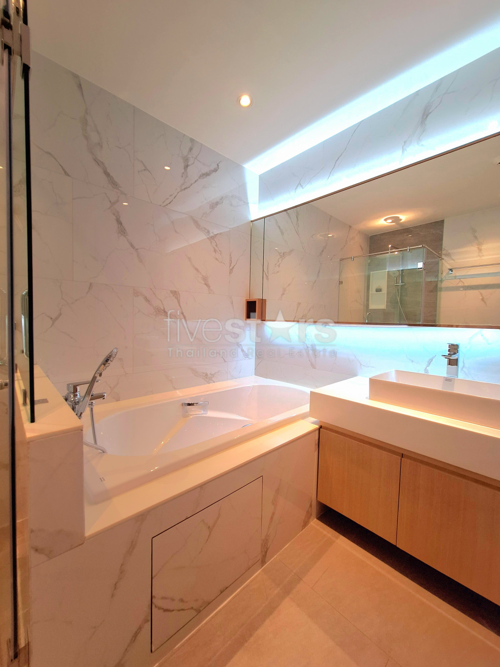 Luxe 3 chambres à louer sur Ratchadamri, photo 5