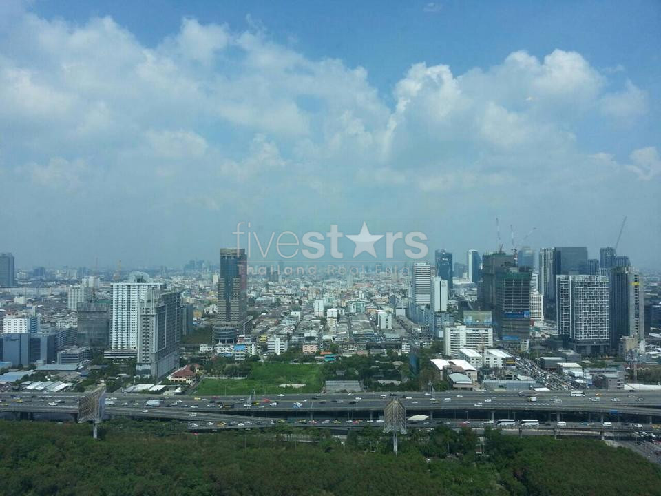 Condo de 2 chambres en étage élevé à vendre entre Asoke et Petchaburi, photo 2
