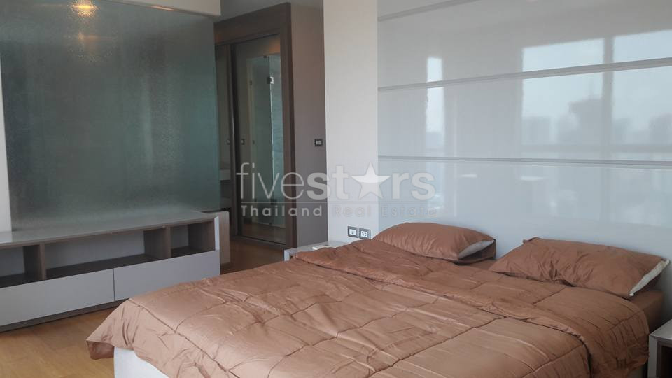 Condo de 2 chambres en étage élevé à vendre entre Asoke et Petchaburi, photo 5