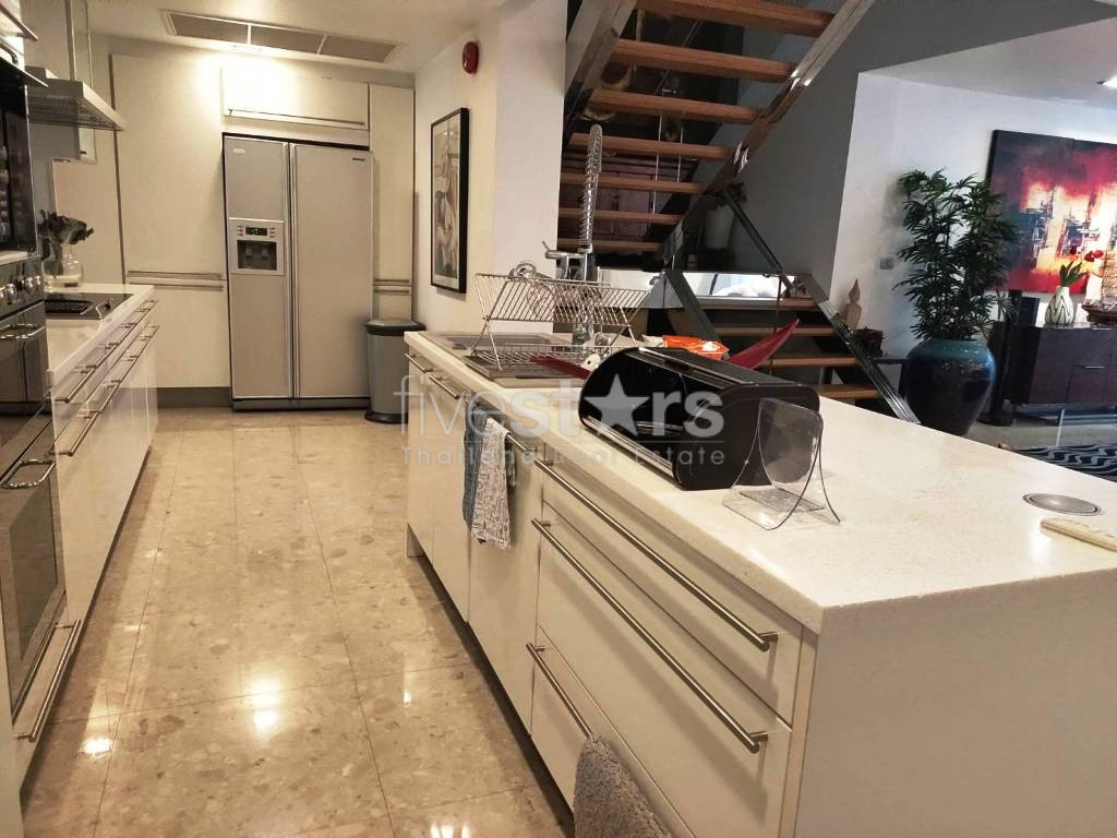 Magnifique duplex 2 chambres à 5 minutes de marche du BTS Pra Khanong, photo 6