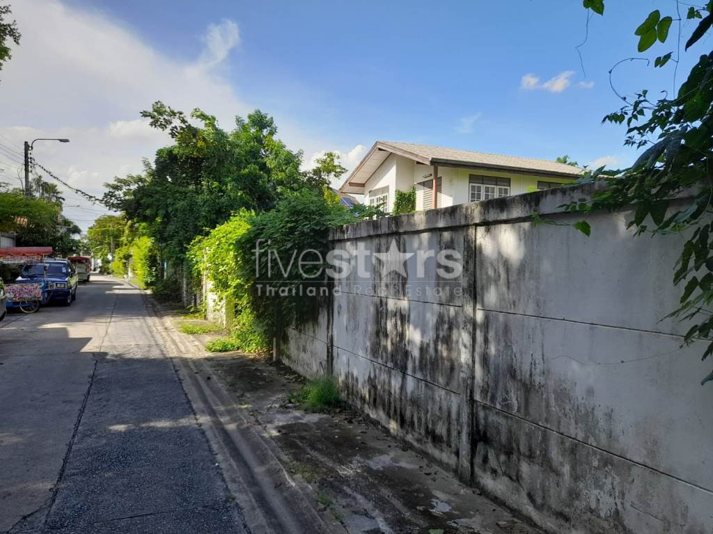 Land for sale located Suthisan road Inthamara alley, photo 5