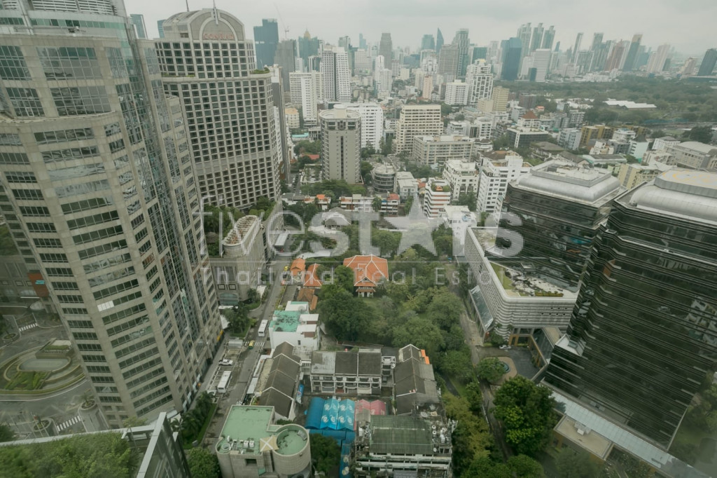 2-bedroom condo for sale close to Phloen Chit BTS station, photo 10