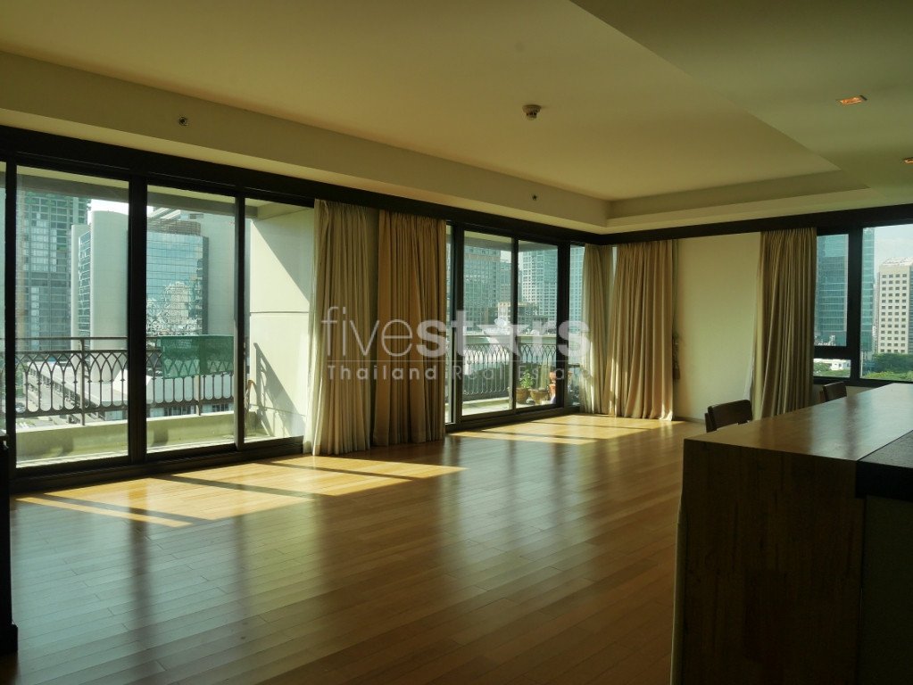 Condo 3 chambres vue incroyable près de Ploenchit Skytrain, photo 4
