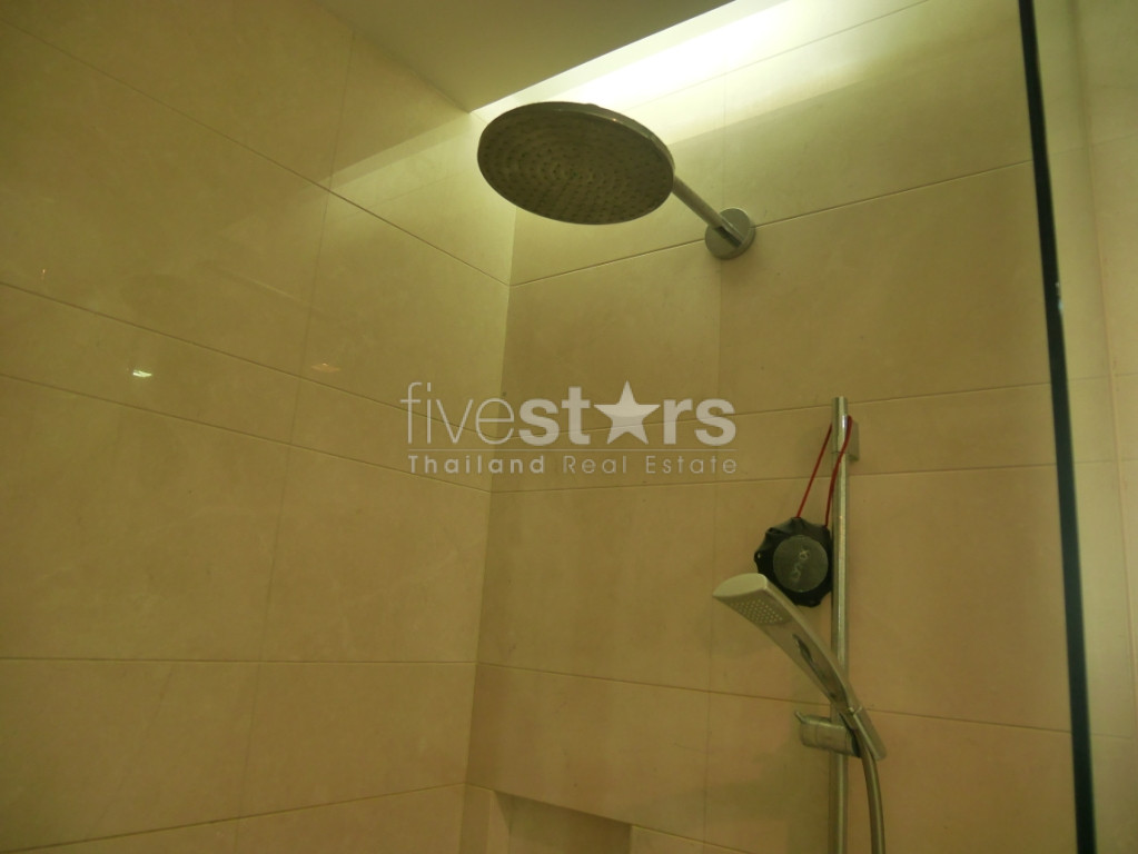 Bel appartement de  3 chambres avec une vue incroyable près de Ploenchit, photo 13