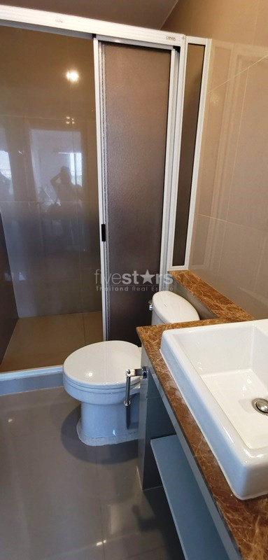 Appartement spacieux de 4 chambres à louer près du MRT Lumpini, photo 8