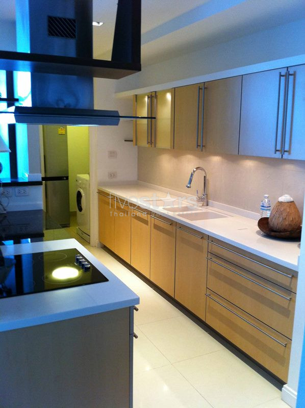 Spacious 3-bedroom condo 300m from BTS Ploenchit!, photo 7