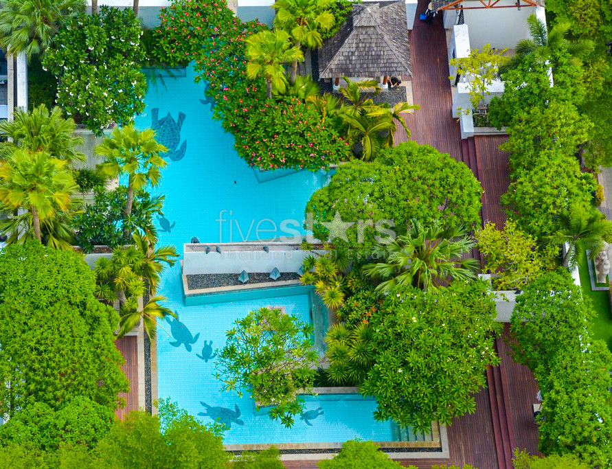 Spacious 3-bedroom condo 300m from BTS Ploenchit!, photo 12