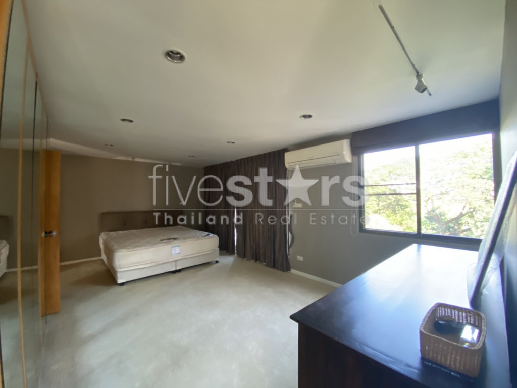Large 2 bedrooms condo for rent near MRT Lumpini and Park, photo 14
