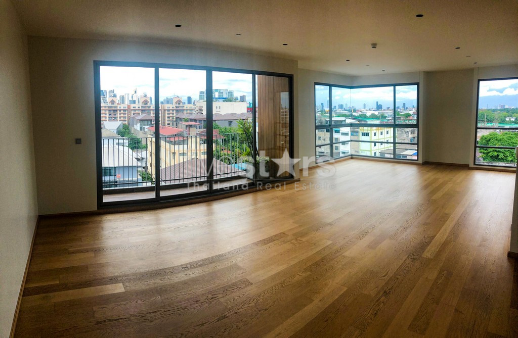 2-bedroom modern condo for sale in Yen Akard area, photo 3