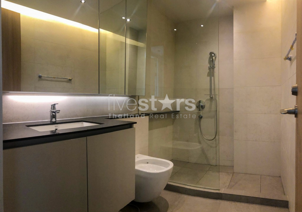 2-bedroom modern condo for sale in Yen Akard area, photo 9