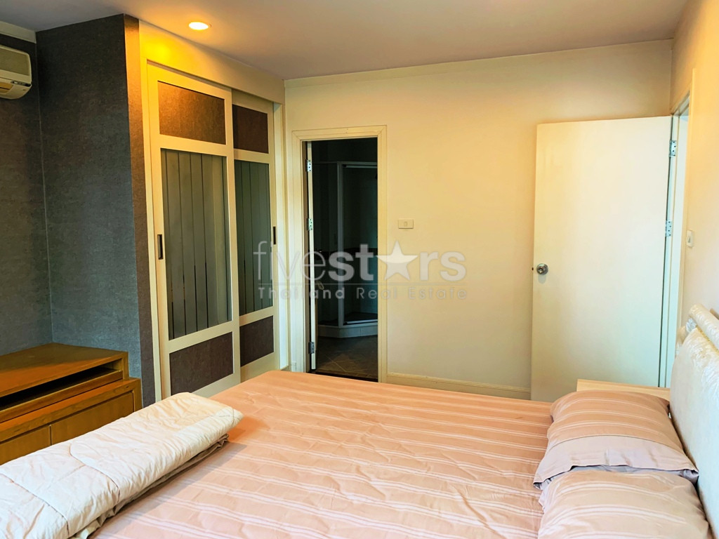 Large 1 bedroom condo for rent near MRT Lumpini, photo 5