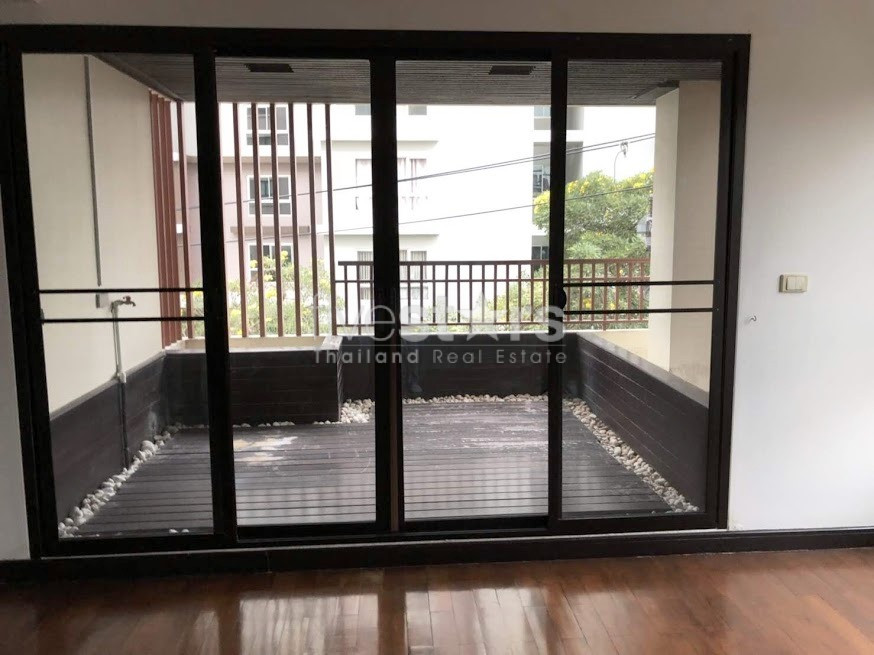 3 bedroom spacious condo for sale on Sathorn, photo 4