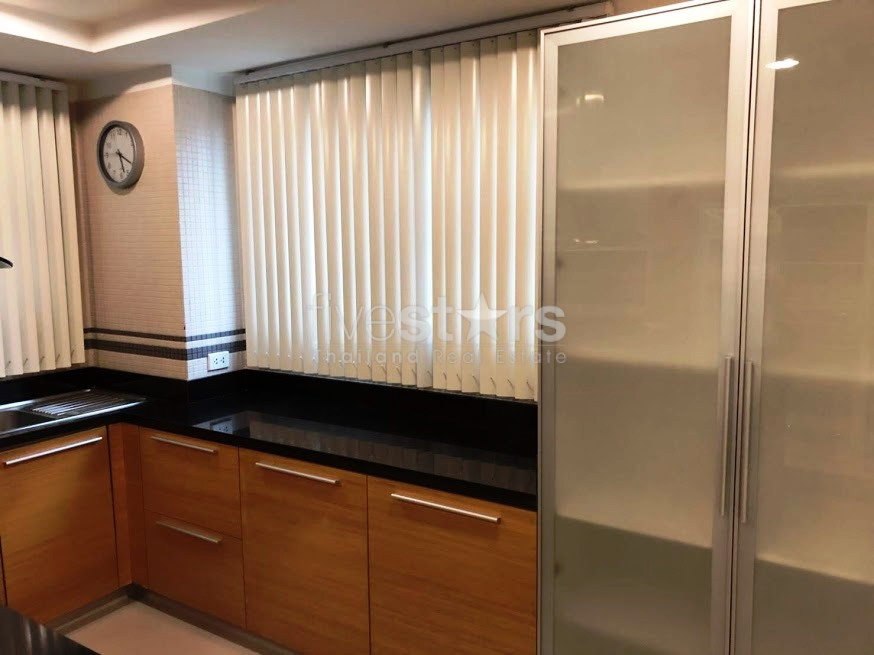 3 bedroom spacious condo for sale on Sathorn, photo 5