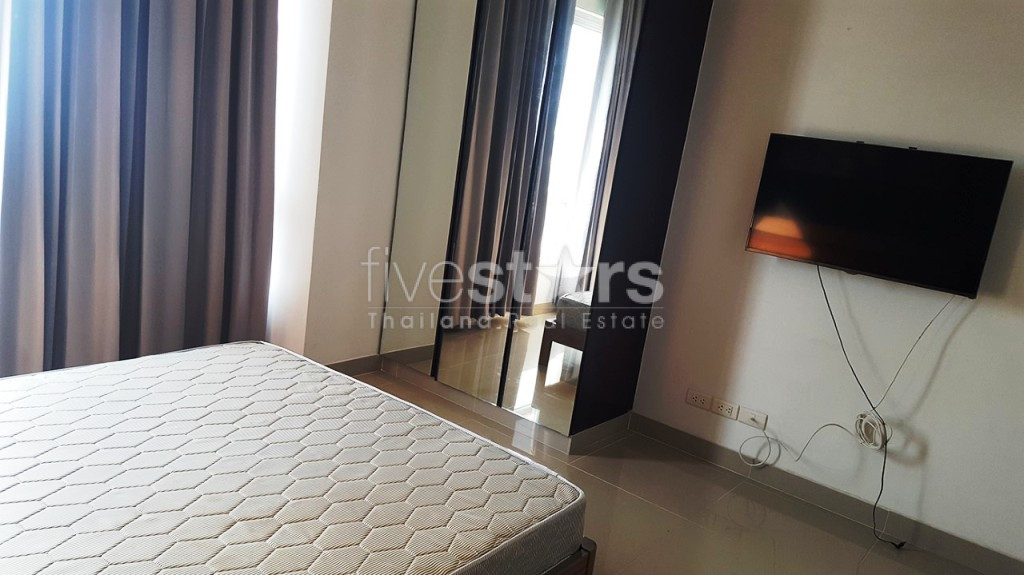 2 bedrooms condo for sale in soi Yennakart Sathorn area, photo 7