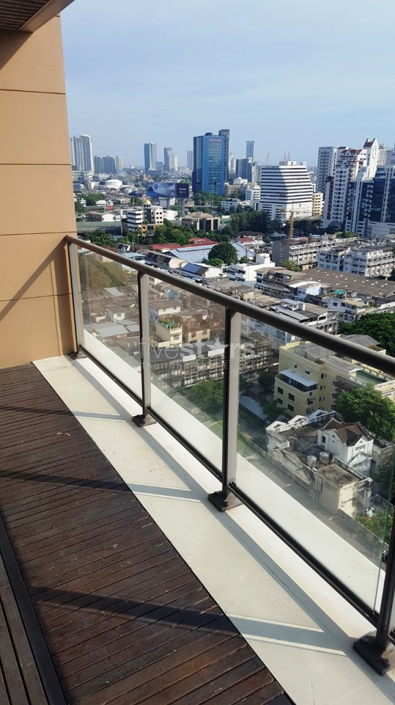 2 bedrooms condo for sale in soi Yennakart Sathorn area, photo 10