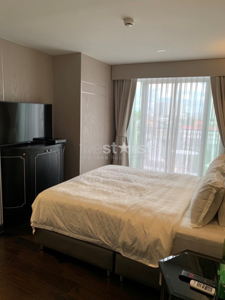 3 bedroom duplex condo for sale on Yen Akat Sathorn, photo 6