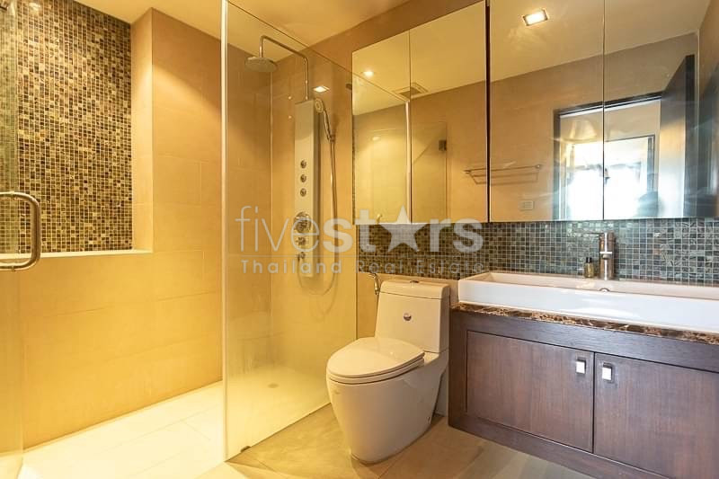 3 chambres à louer à Soi Yen Arkard, MRT Lumpini, photo 10