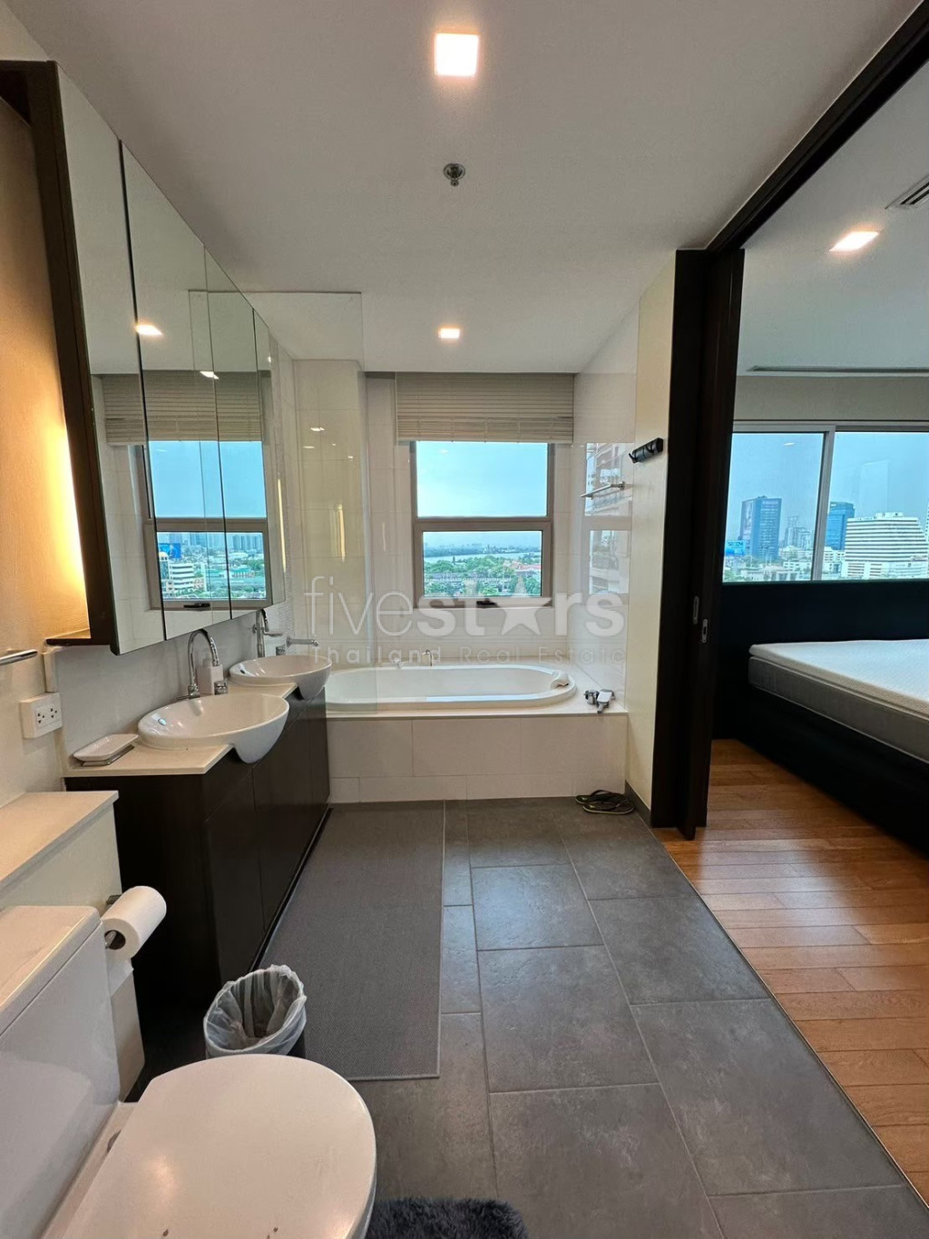 Appartement de 3 chambres à Louer à Sathorn, Yennakart, photo 18